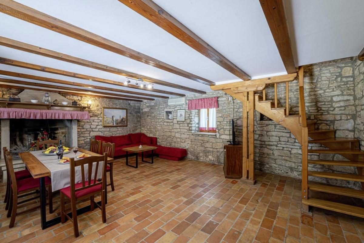 Pićanci in Bibići  Svetvinčenat Exterior foto